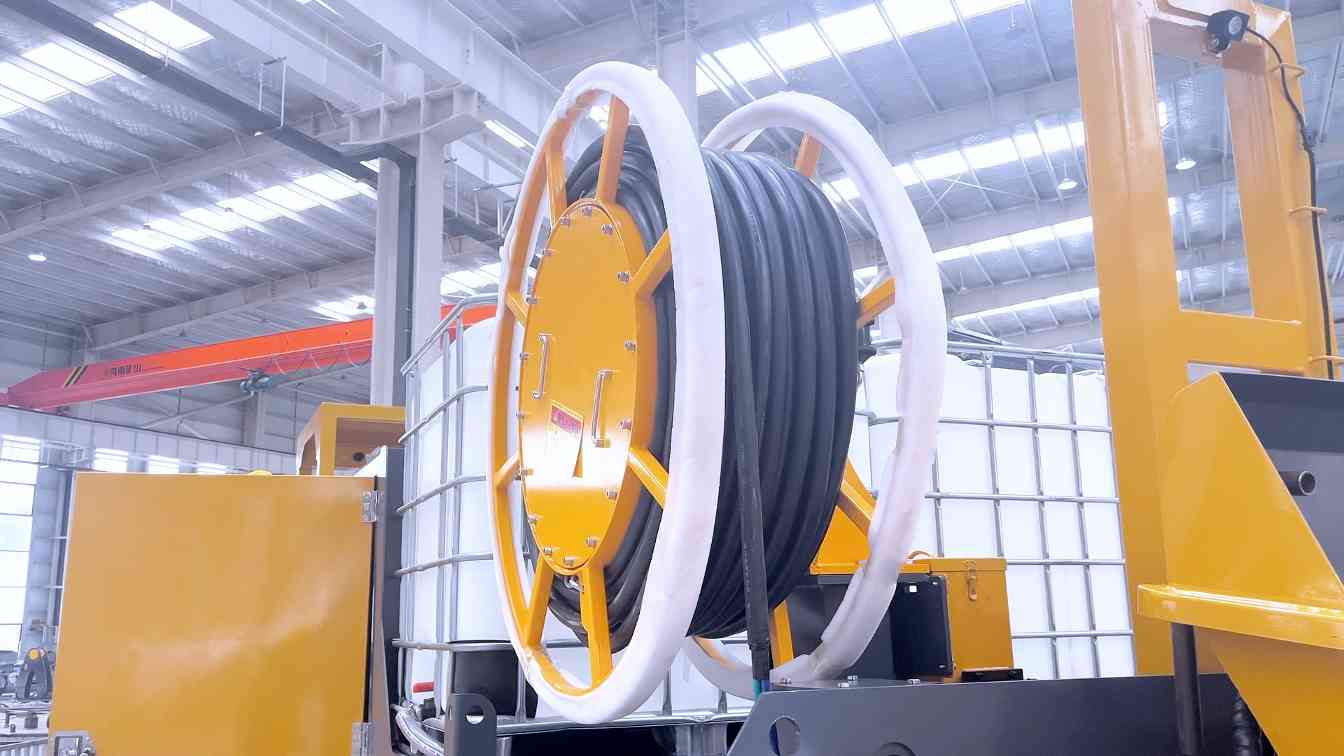 老板、工人、维修都满意的湿喷台车怎么选？(图5)