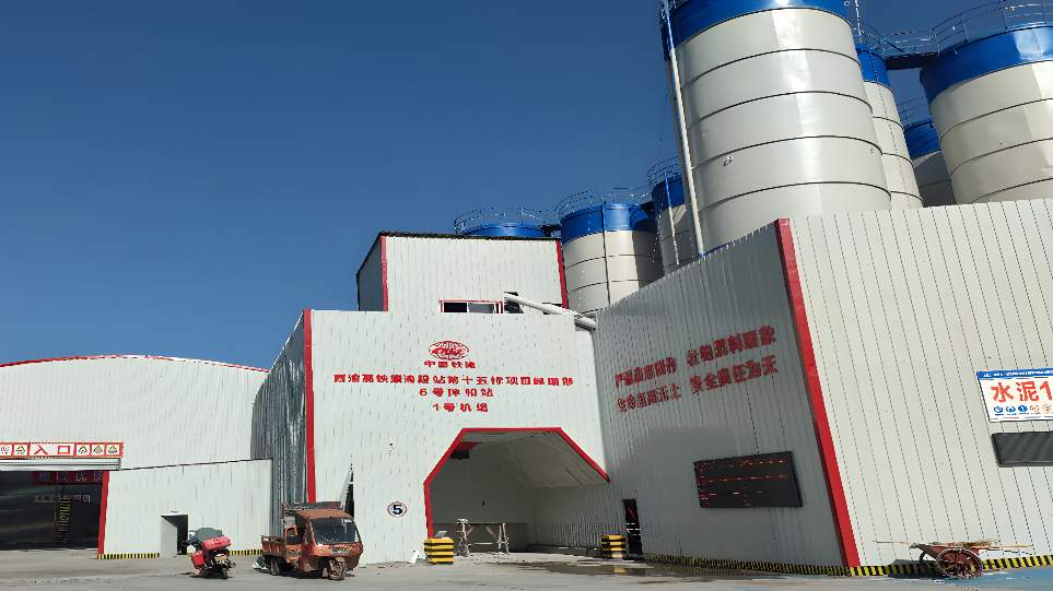 这款工程搅拌站凭啥又快又稳？答案藏在细节里(图2)