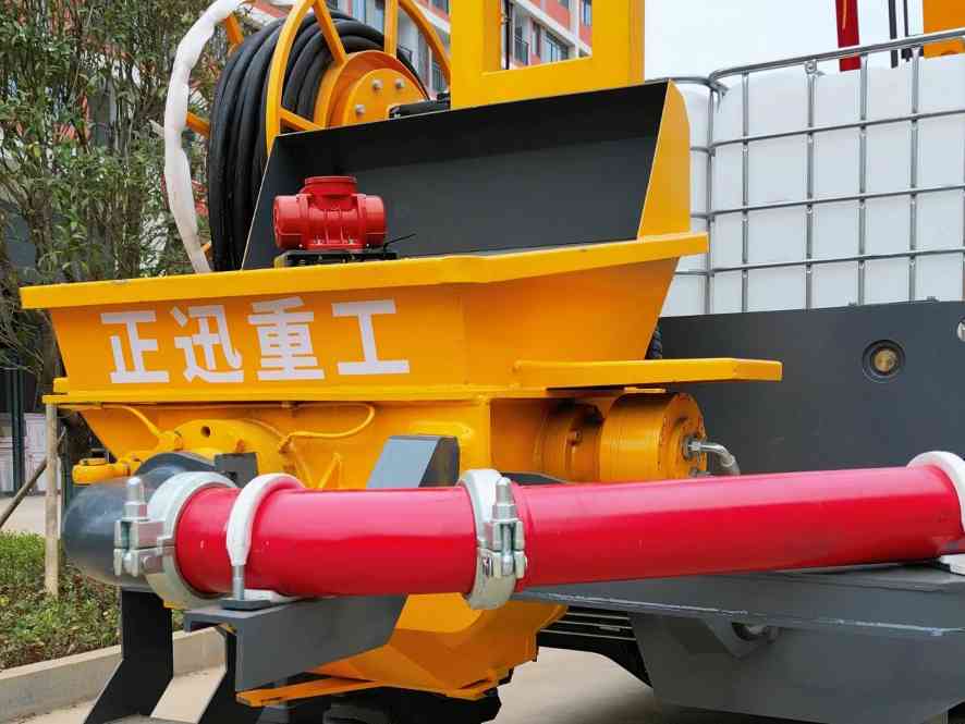 隧道喷浆效率翻倍的秘密设备,究竟强在哪?(图1) 隧道喷浆效率翻倍的秘密设备,究竟强在哪?(图1)