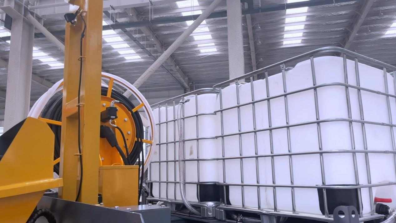 隧道湿喷效率翻倍？这台车靠三项设计破局质量难题(图3)