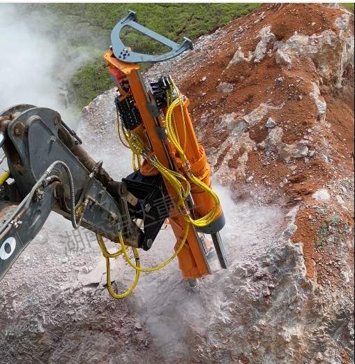 地铁基坑不敢爆破？这台“零振动”设备3分钟破岩