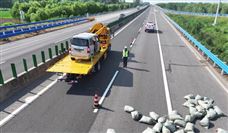 高效道路清障救援实践与先进设备应用优势 高效道路清障救援实践与先进设备应用优势