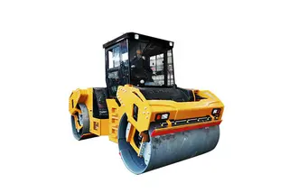 三一STR130C-8S压路机性能参数及技术优势详解