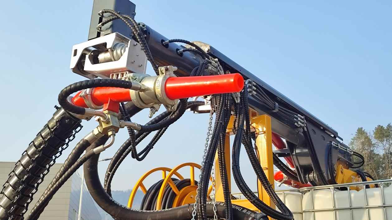 湿喷台车如何提升隧道施工效率并降低堵管与浪费(图2)