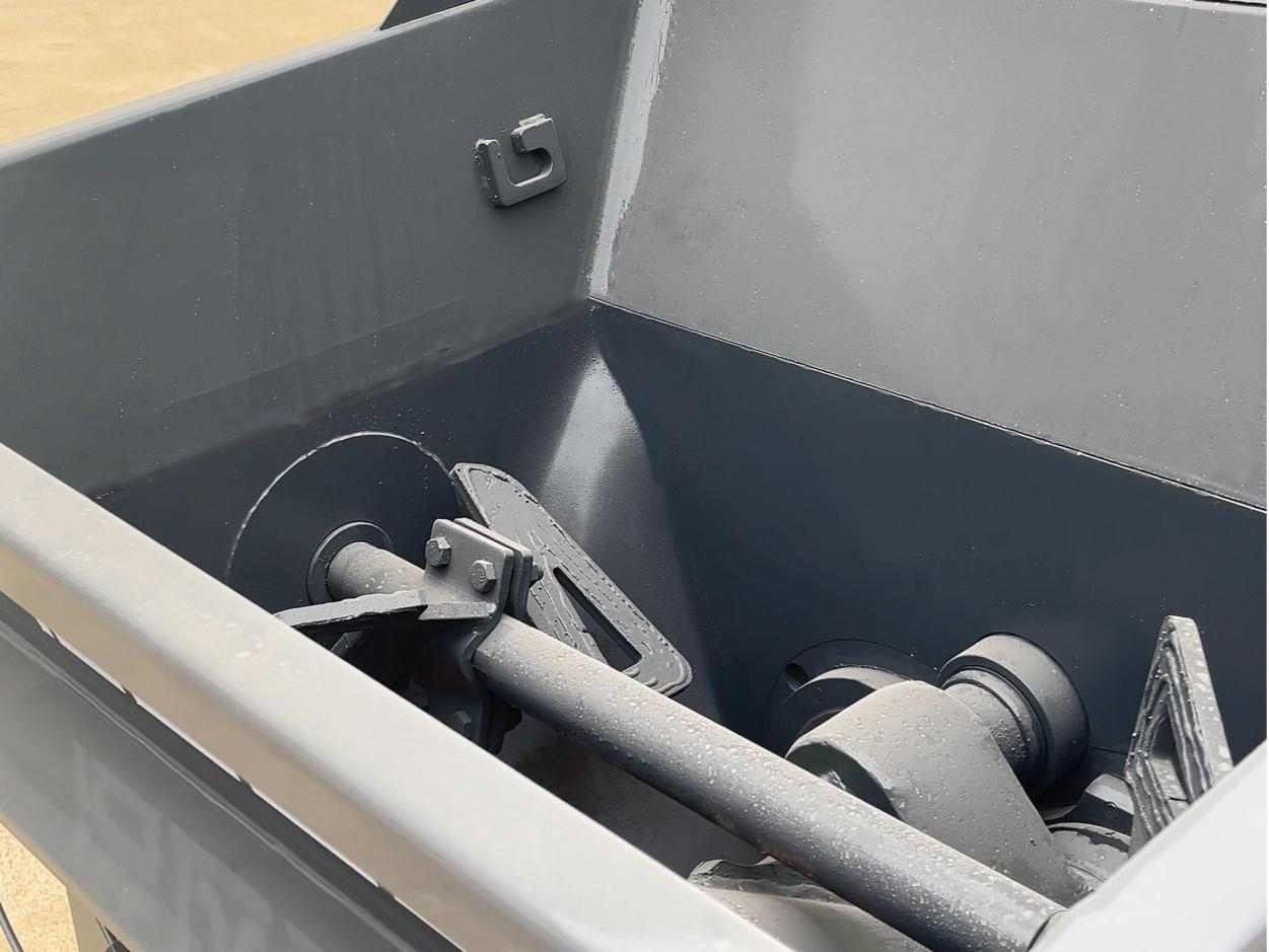 车载泵 料斗特写