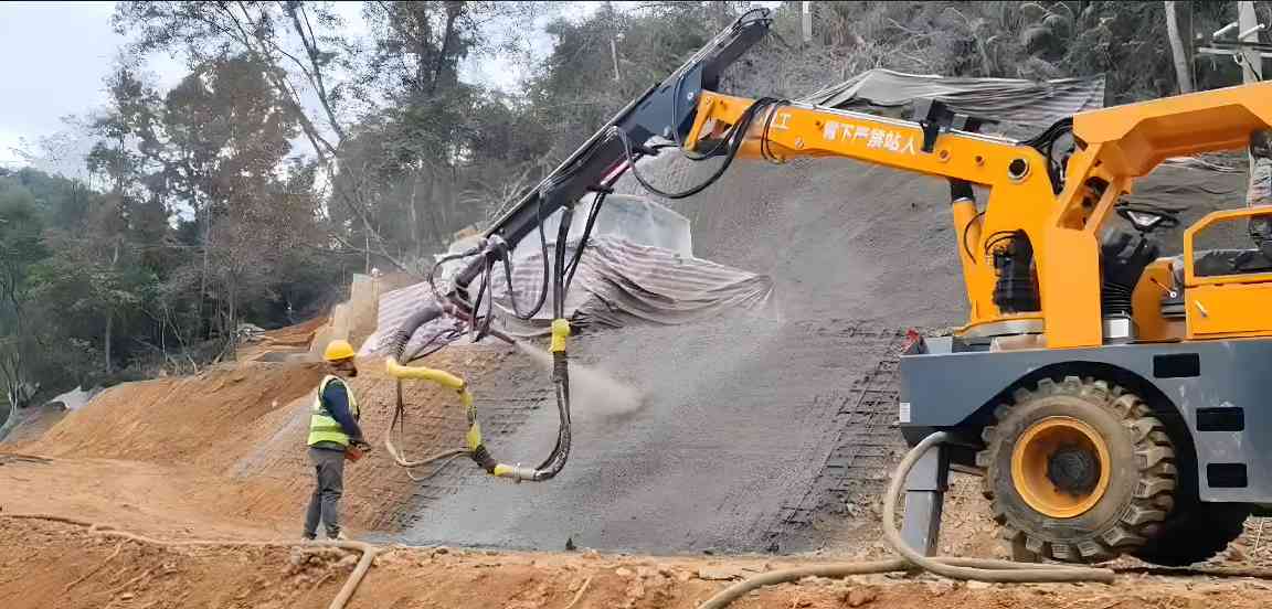 高原隧道湿喷施工提速提质:40方效率与远程遥控更安全(图3) 高原隧道湿喷施工提速提质:40方效率与远程遥控更安全(图3)