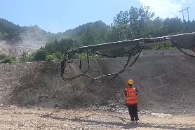 湿喷台车智能化操作与高效性能引领施工新潮流(图1)